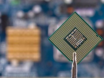 Meet Zenbleed, a speculative execution bug hitting AMD processors