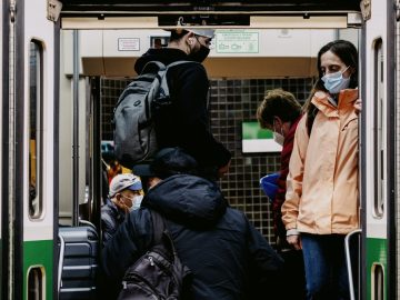 Teens Hacked Boston Subway’s CharlieCard to Get Infinite Free Rides—and This Time Nobody Got Sued