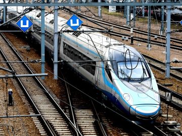 2 Polish Men Arrested for Radio Hack That Disrupted Trains