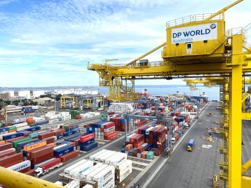 Major Australian ports blocked after a cyber attack on DP World