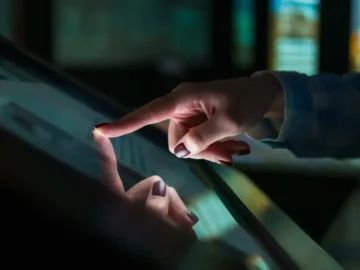 Researchers Accidentally Find Kiosk Mode Bypass In Hotel Check-In Researchers Accidentally Find Kiosk Mode Bypass In Hotel Check-In