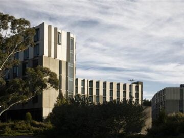 Monash University's tech leader exits