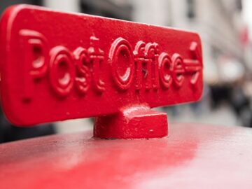 Post Office Fujitsu contract extended by a year as decision time looms