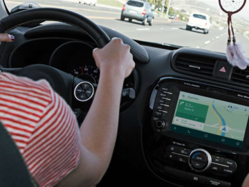 Google loses fight on Android Auto access