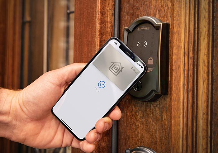 How to Fix Your Apple Watch / iPhone Not Unlocking a HomeKey Lock