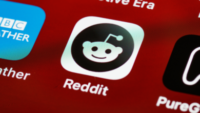 Threat Actors Leverage Reddit to Spread AMOS and Lumma Stealers
