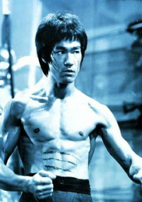 Paying Respects to Bruce Lee — The Original Mixed Martial Artist