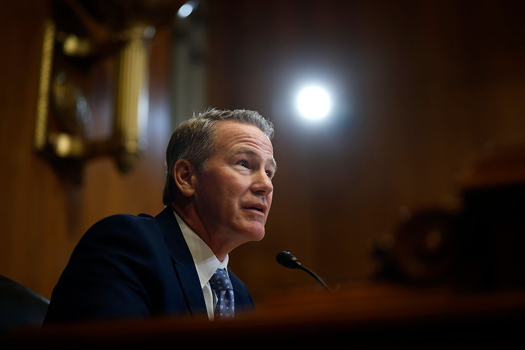 Financial deepfake scams targeted in bipartisan Senate bill