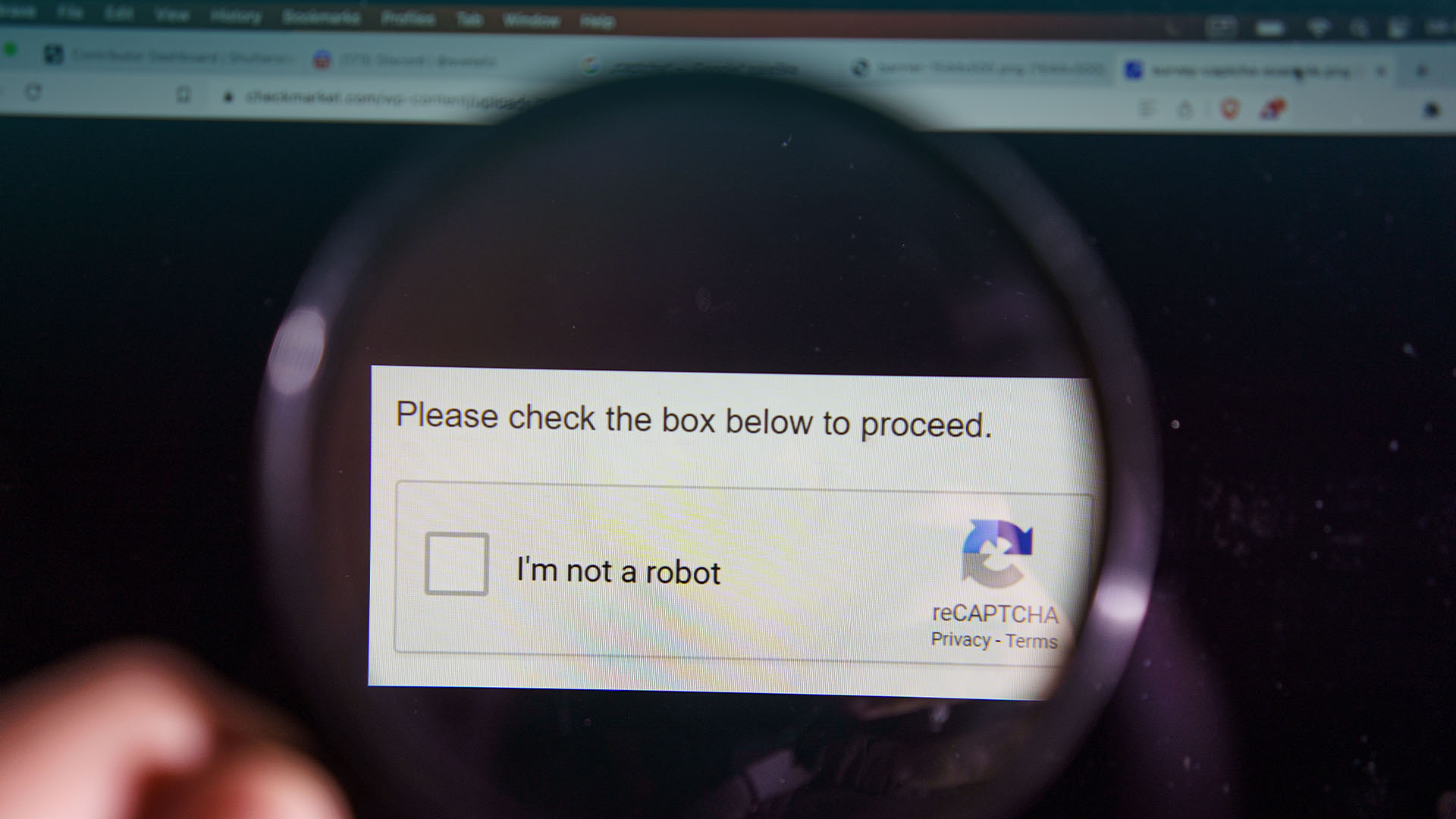 Look out for phony verification pages spreading malware