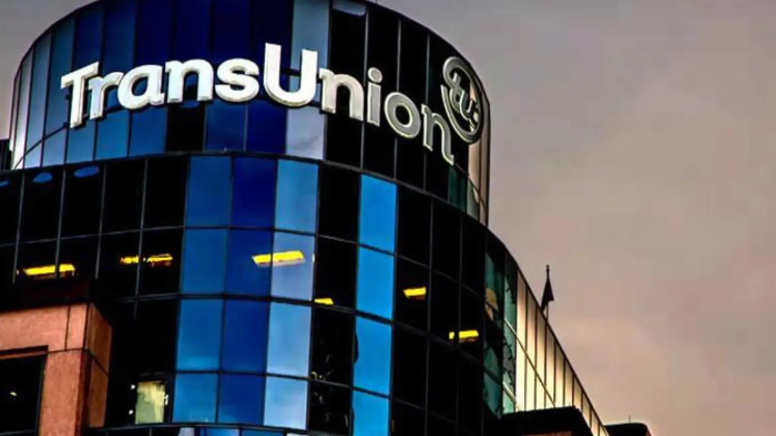 TransUnion Data Breach Compromises Over 4 Million Customers TransUnion Data Breach Compromises Over 4 Million Customers