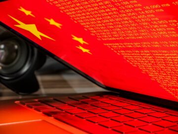 Chinese hacks US defense contractors