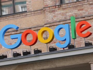 Hackers Reportedly Demand Google Fire Two Employees, Threaten Data Leak