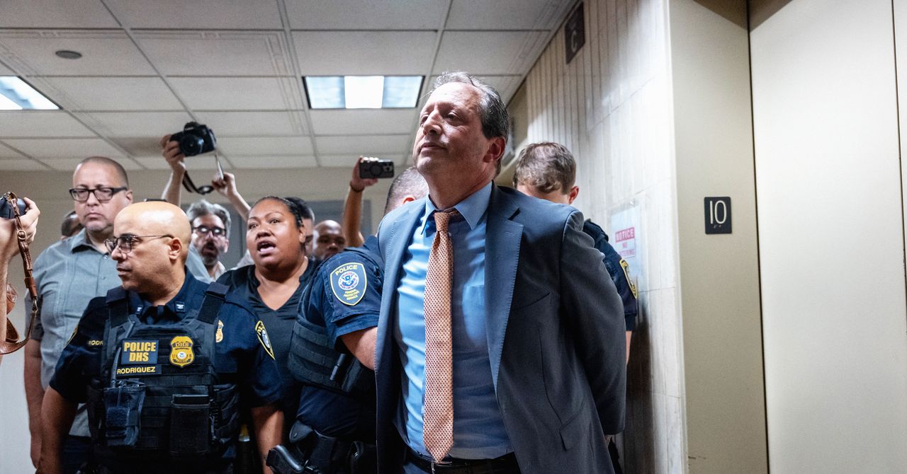 These Are the 15 New York Officials ICE and NYPD Arrested in Manhattan