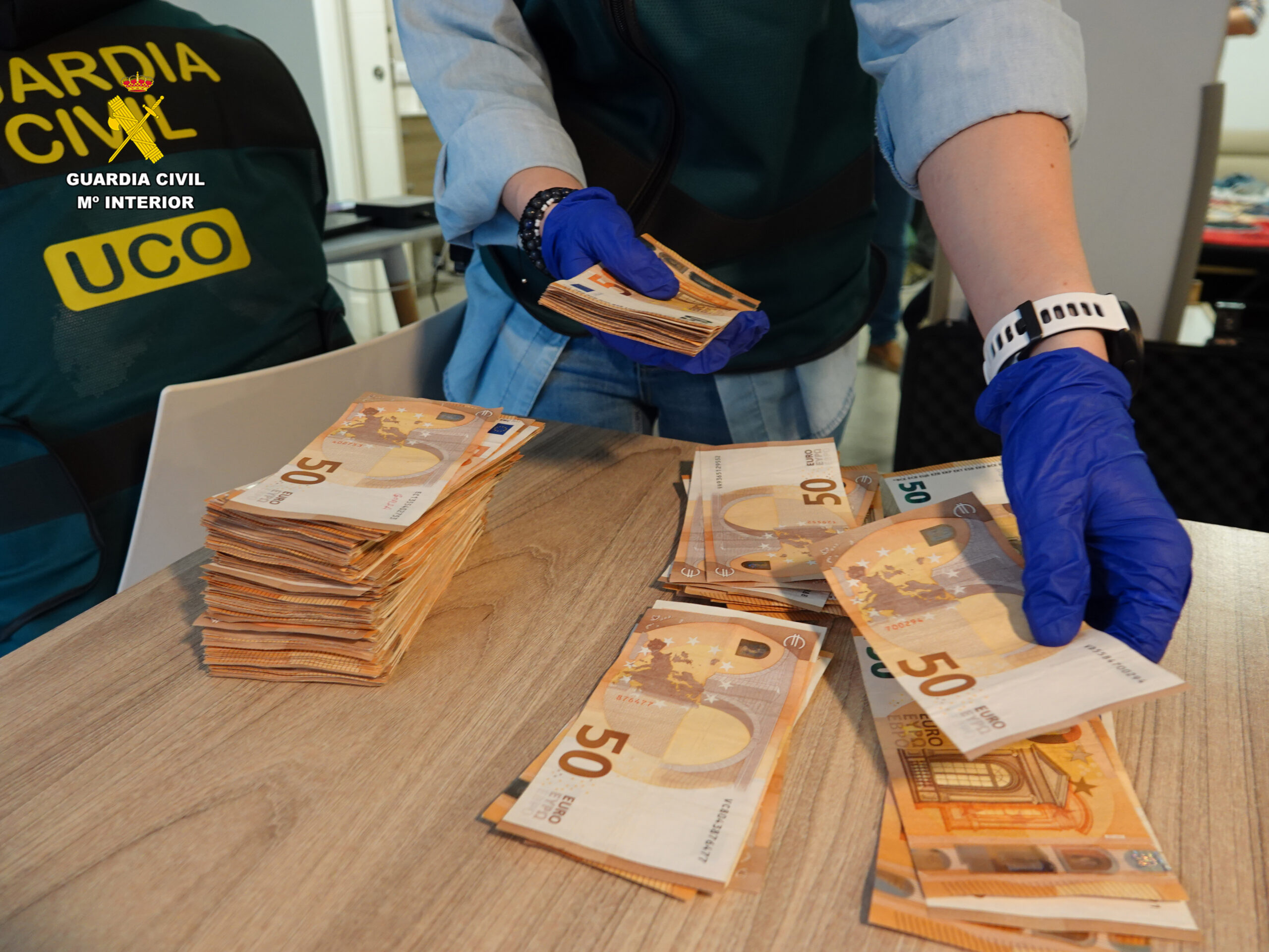 Cybercrime ring GXC Team dismantled in Spain, 25-year-old leader detained Cybercrime ring GXC Team dismantled in Spain, 25-year-old leader detained