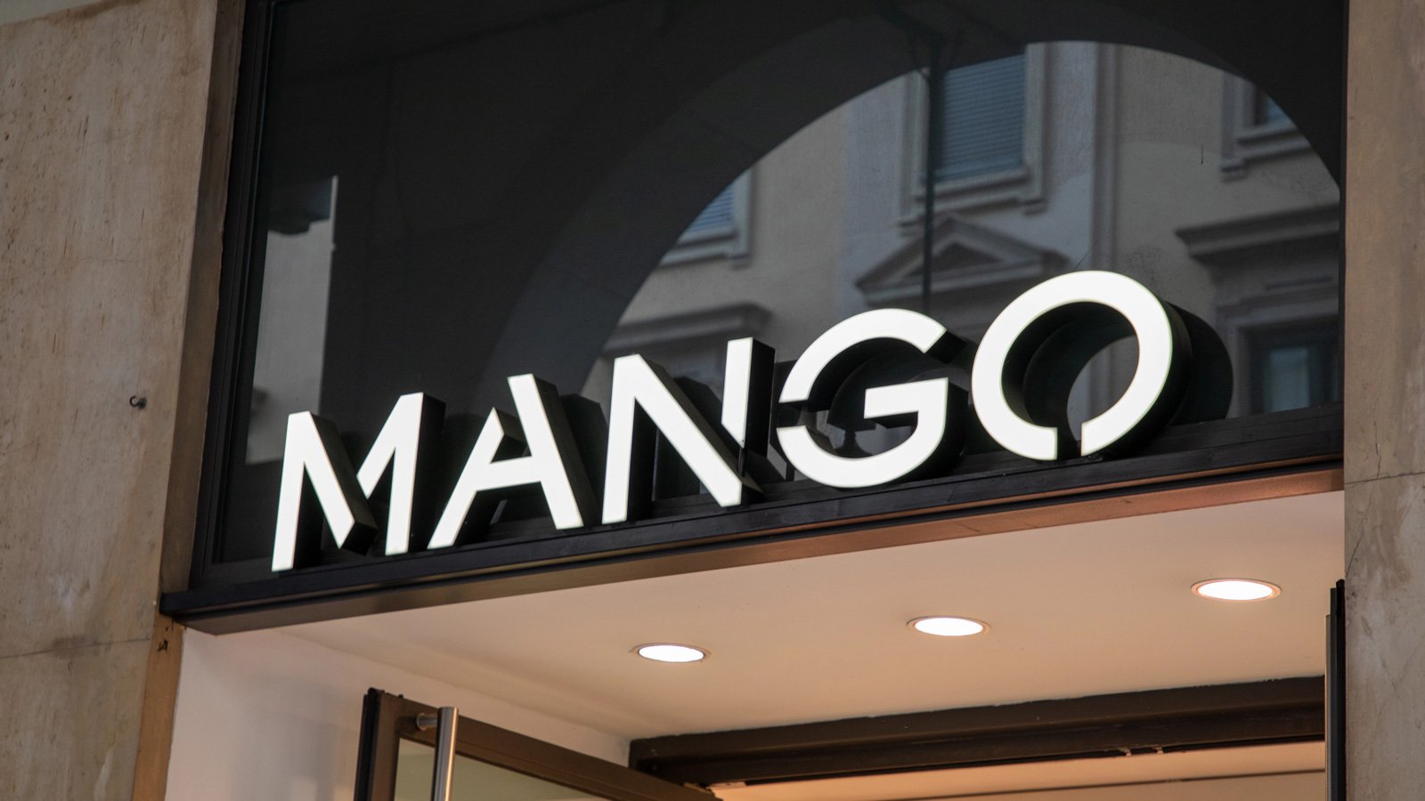 Clothing giant MANGO discloses data breach exposing customer info Mango