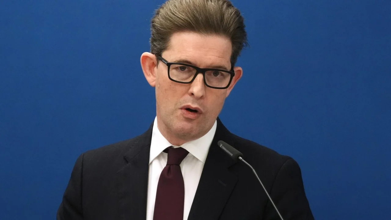 MI5 chief says China poses ‘daily threat’ to UK security amid collapse of spying case MI5 chief says China poses ‘daily threat’ to UK security amid collapse of spying case