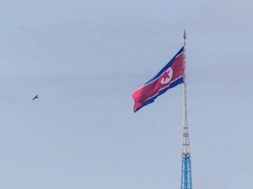 North Korean operatives spotted using evasive techniques to steal data and cryptocurrency