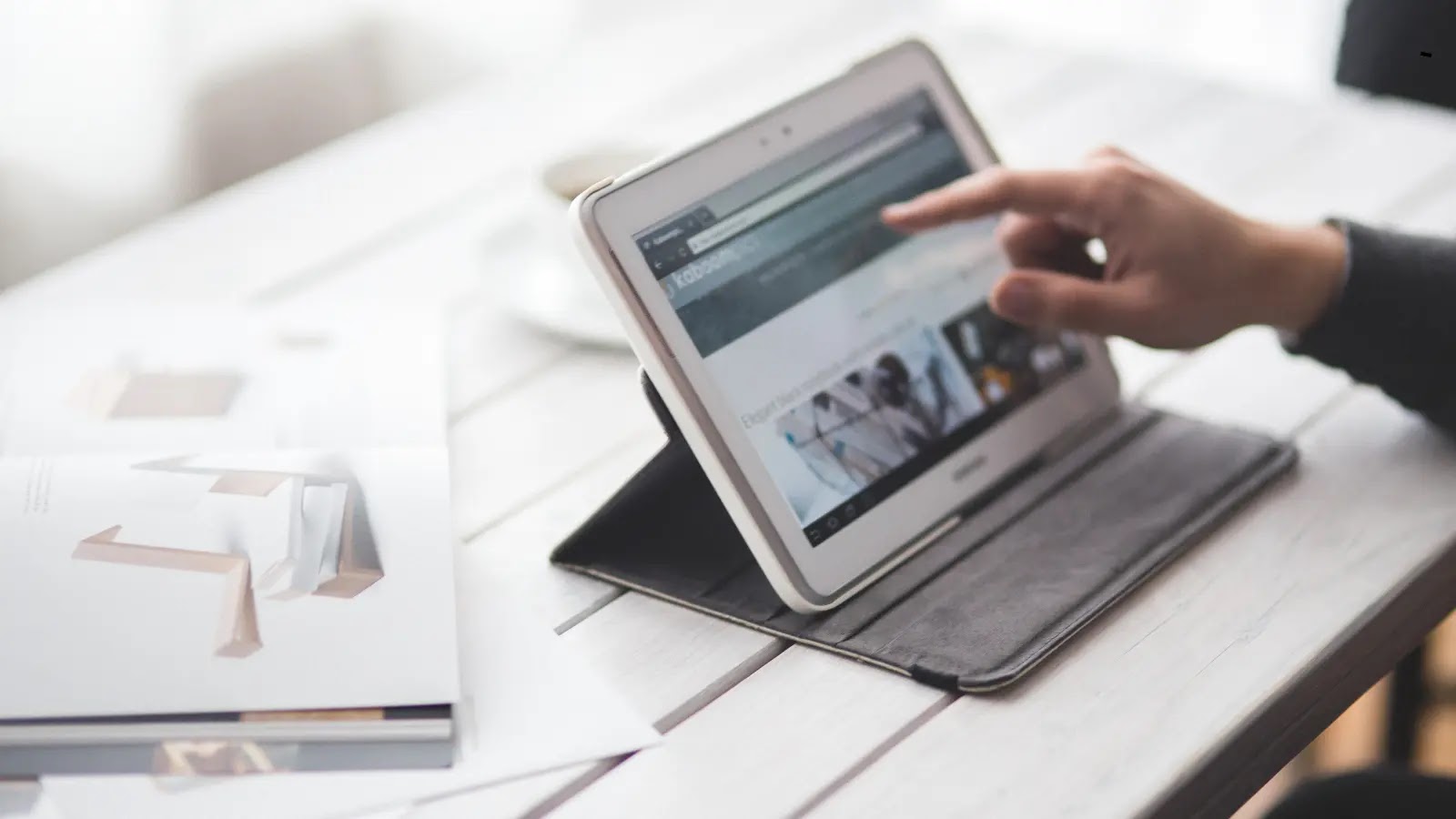 Cybercriminals Exploit Canadians' Dependence on Digital Services in Widespread Attacks